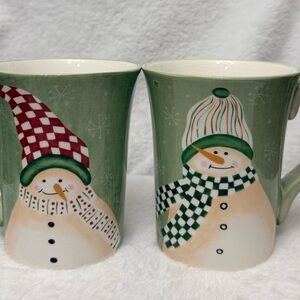 Two Vintage Hand Painted Collectible ND
Ceramic Christmas Coffee Mug - Snowman